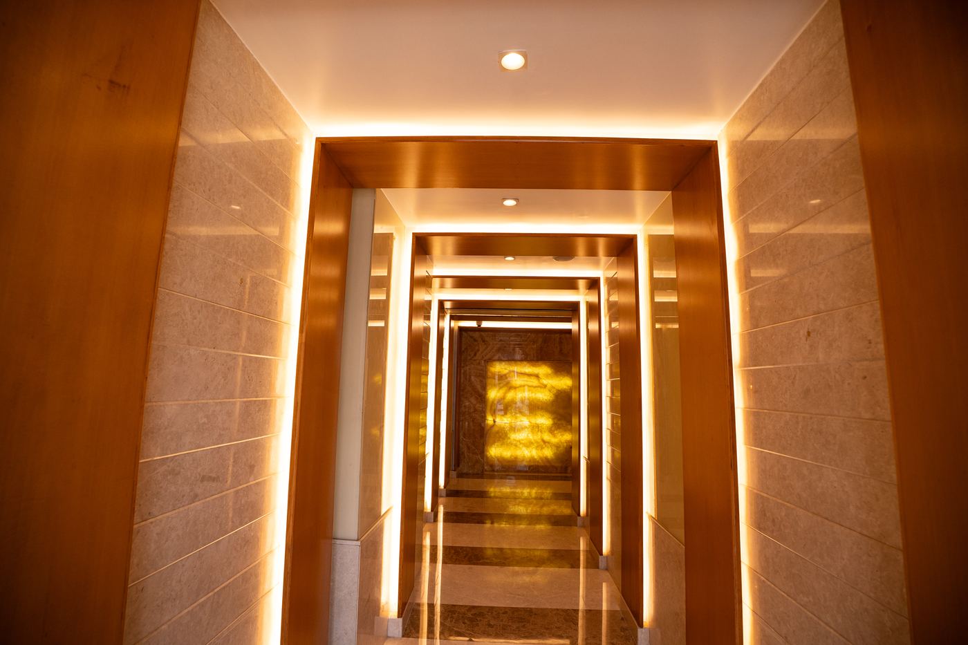 Hotel Lumière corridor